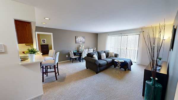 Franklin River Apartments property